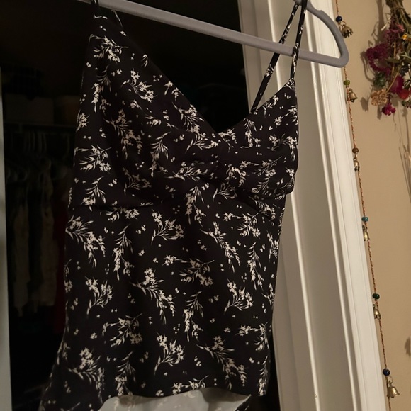 Floral tank top - Picture 2 of 3